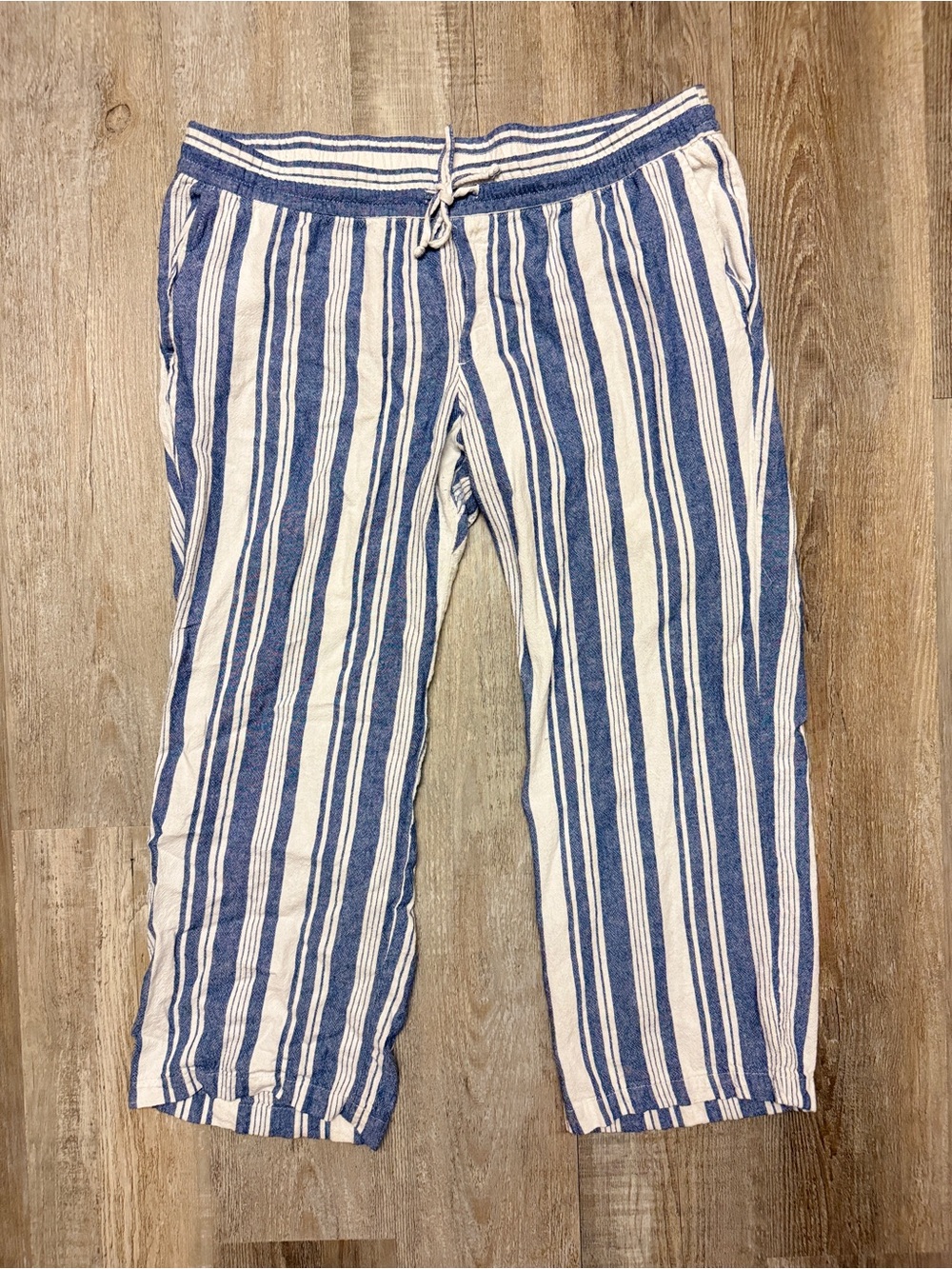 Old Navy Blue and White Striped Casual Pants